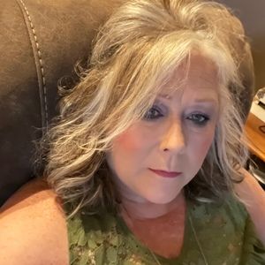 Meet your Posher, Sheri